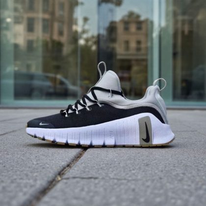 NIKE յունի